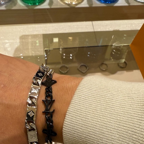 Meet your Posher, Art - Picture 4 of 9